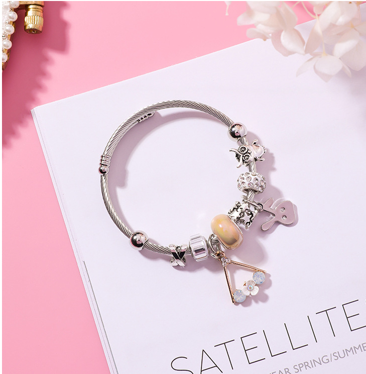 Pulsera de Cuentas con Cristales · Diseño Geométrico
