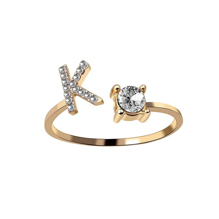 Anillo con Inicial Ajustable · Personal y Elegante