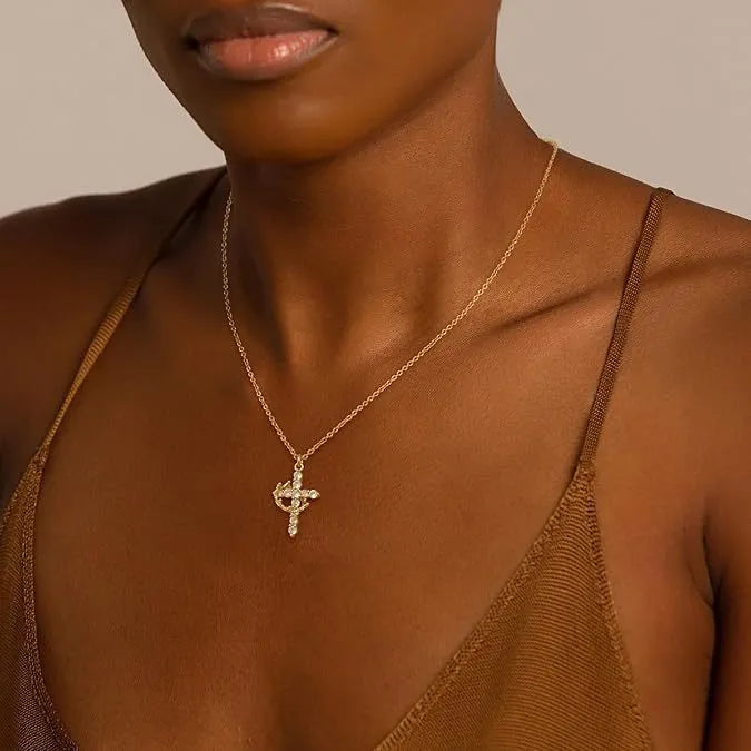 Collar Cruz Bañado en Oro con Circonitas · 4 Diseños