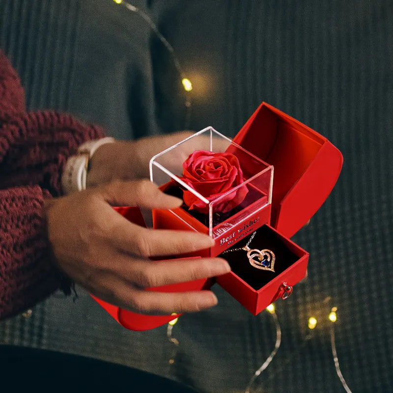 Collar de Regalo en Estuche · Mamá, Corazones y Más