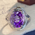 Anillo Abierto con Piedra Morada · Efecto Amatista