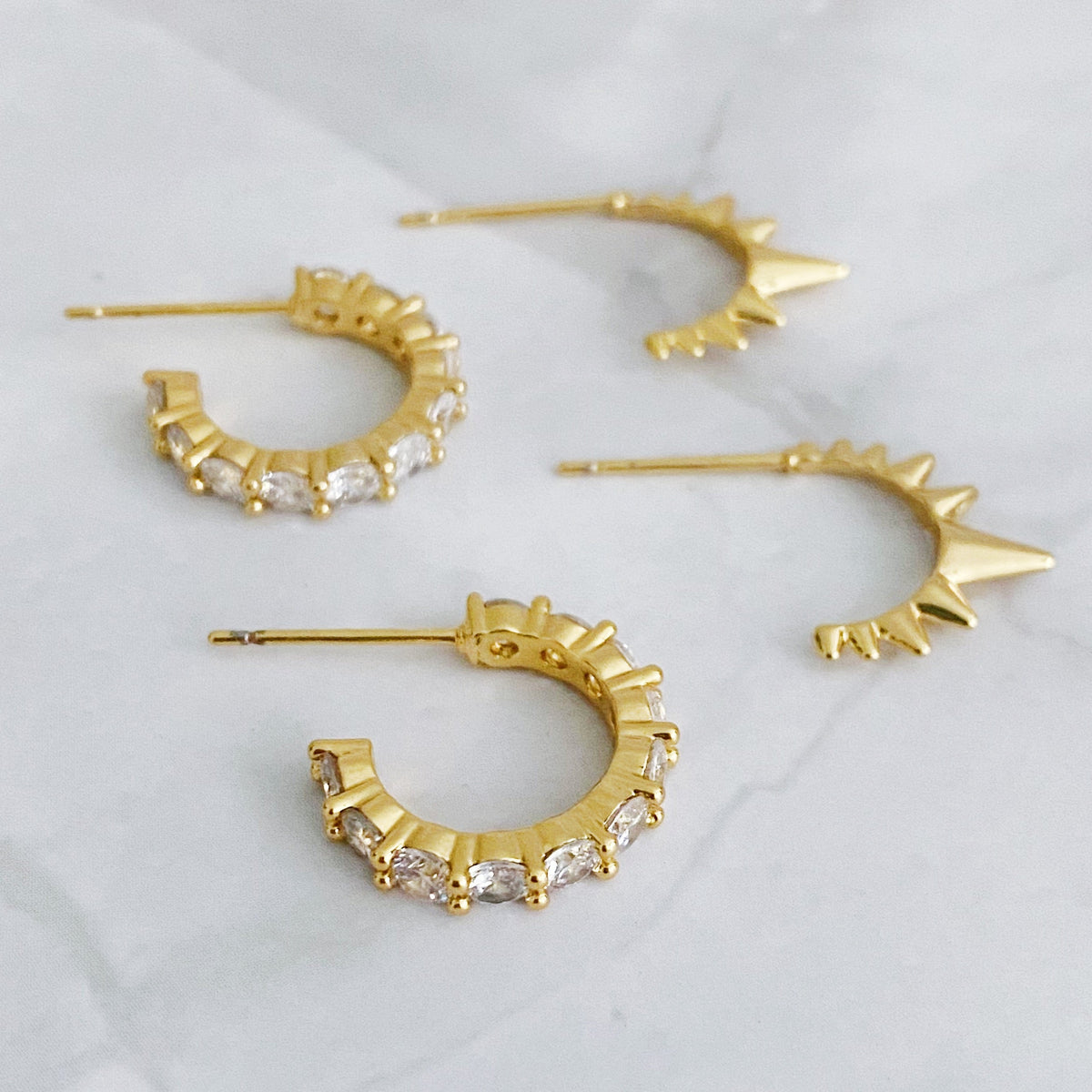 Set de Mini Aros · 2 Pares Brillo y Pinchos